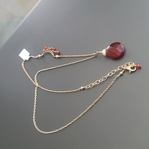 Carnelian Teardrop Pendant Necklace 14kt Gold Filled Half Moon with Dangles - Picture 3 of 8